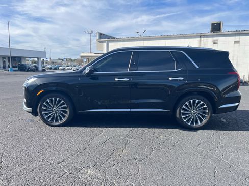Used 2023 Hyundai Palisade Calligraphy w/ Cargo Package image 5