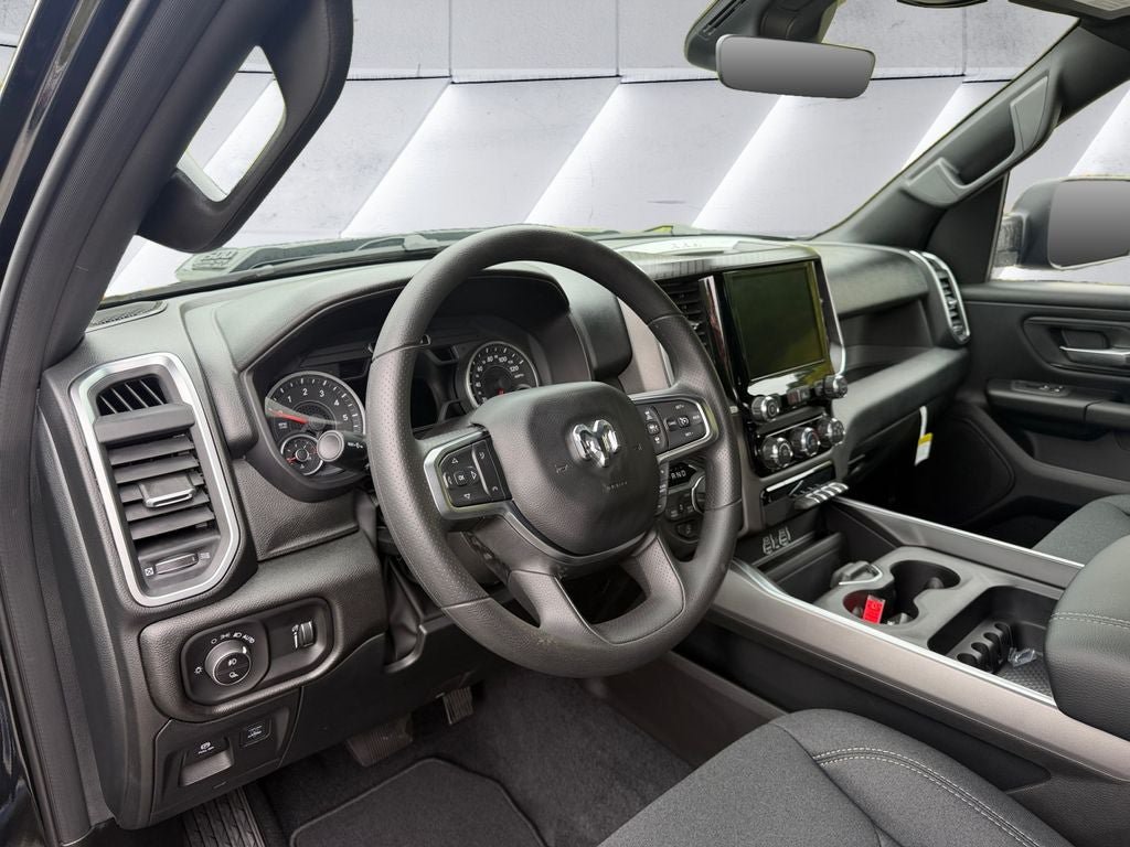 New 2026 RAM 1500 Express AWD/4WD image 9