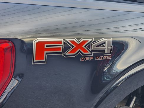 Used 2022 Ford F150 XLT w/ Equipment Group 302A High image 14