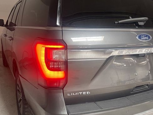Used 2021 Ford Expedition Max Limited image 13