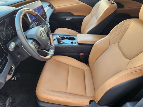 Used 2024 Lexus RX 350h AWD/4WD image 13