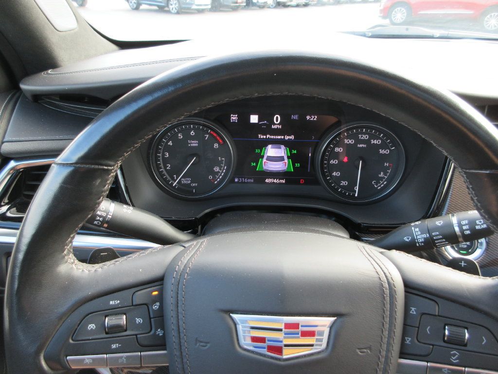 Certified 2024 Cadillac XT6 Premium Luxury w/ Platinum Package AWD/4WD image 30