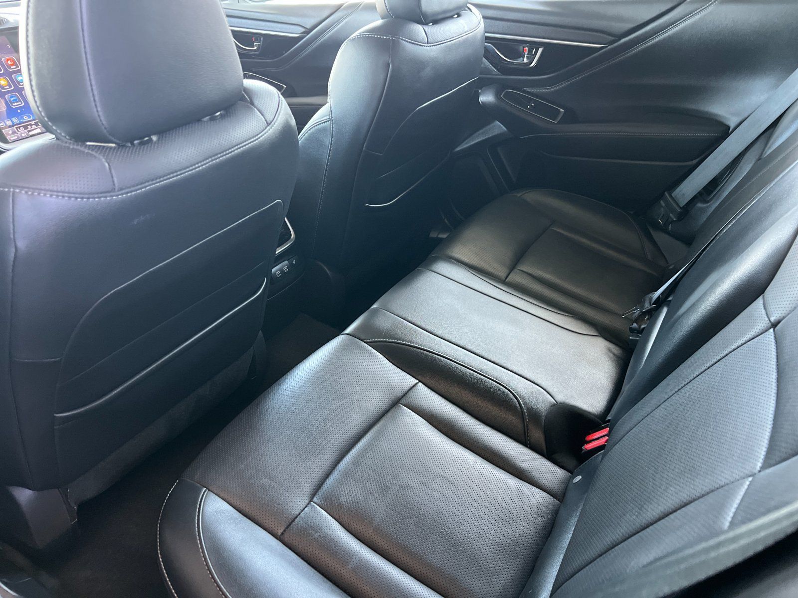 Used 2020 Subaru Outback Limited AWD/4WD image 11