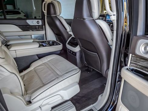 Used 2022 Lincoln Navigator L Black Label image 44