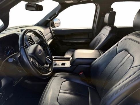 Used 2019 Ford Expedition Limited w/ Equipment Group 301A image 10