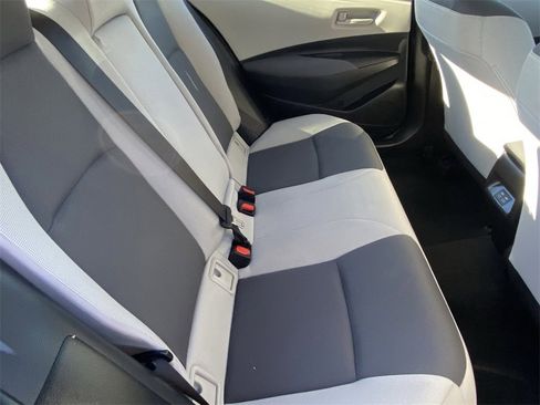 Certified 2025 Toyota Corolla LE image 17