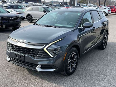 Used 2024 Kia Sportage LX image 30