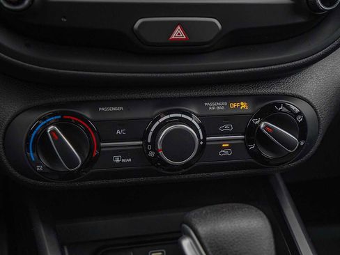 Certified 2024 Kia Soul LX w/ Option Group 015 image 19