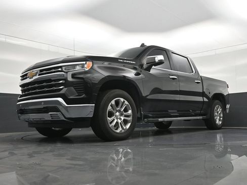 Used 2024 Chevrolet Silverado 1500 LTZ RWD image 24