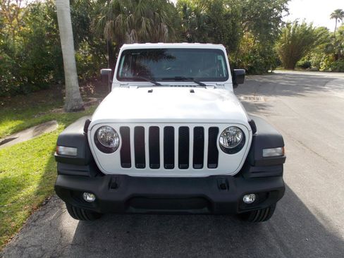 Used 2023 Jeep Wrangler Unlimited Sport AWD/4WD image 14