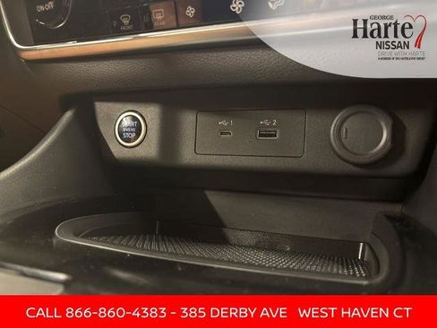 Certified 2023 Nissan Rogue SV image 12