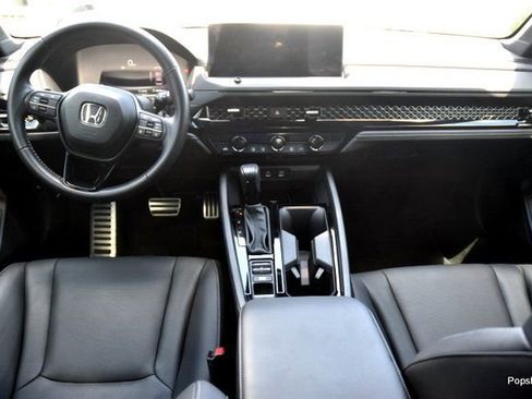 Used 2025 Honda Accord Sport image 10