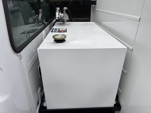 Used 2007 Ford F450 2WD Regular Cab Super Duty image 8