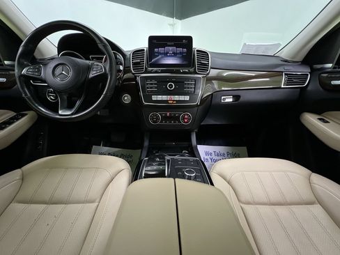 Used 2019 Mercedes-Benz GLS 450 4MATIC w/ Premium 1 Package image 18
