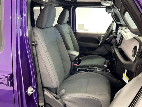 New 2026 Jeep Gladiator Willys image 9