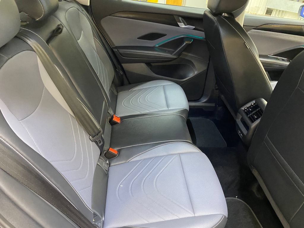 Used 2026 Volkswagen Tiguan SE AWD/4WD image 26