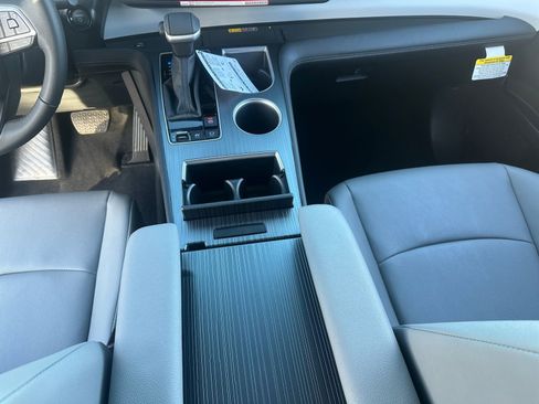 New 2026 Toyota Sienna XLE image 11