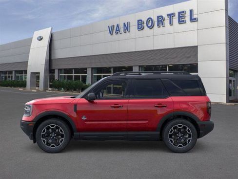New 2025 Ford Bronco Sport Outer Banks AWD/4WD image 3