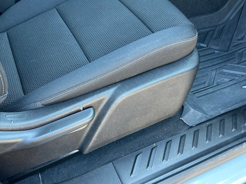 Used 2024 GMC Canyon Elevation w/ Trailering Package AWD/4WD image 43