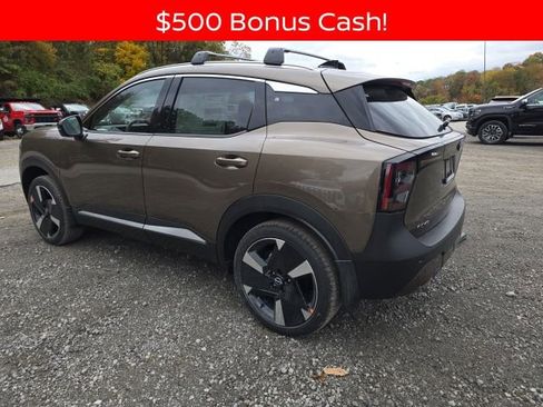 New 2026 Nissan Kicks SR w/ Cold Weather Package image 3