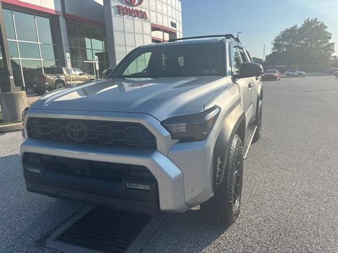 Used 2025 Toyota 4Runner TRD Off-Road Premium w/ Tow Technology Package AWD/4WD image 6