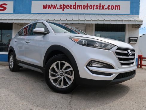 Used 2018 Hyundai Tucson SEL Plus FWD image 2