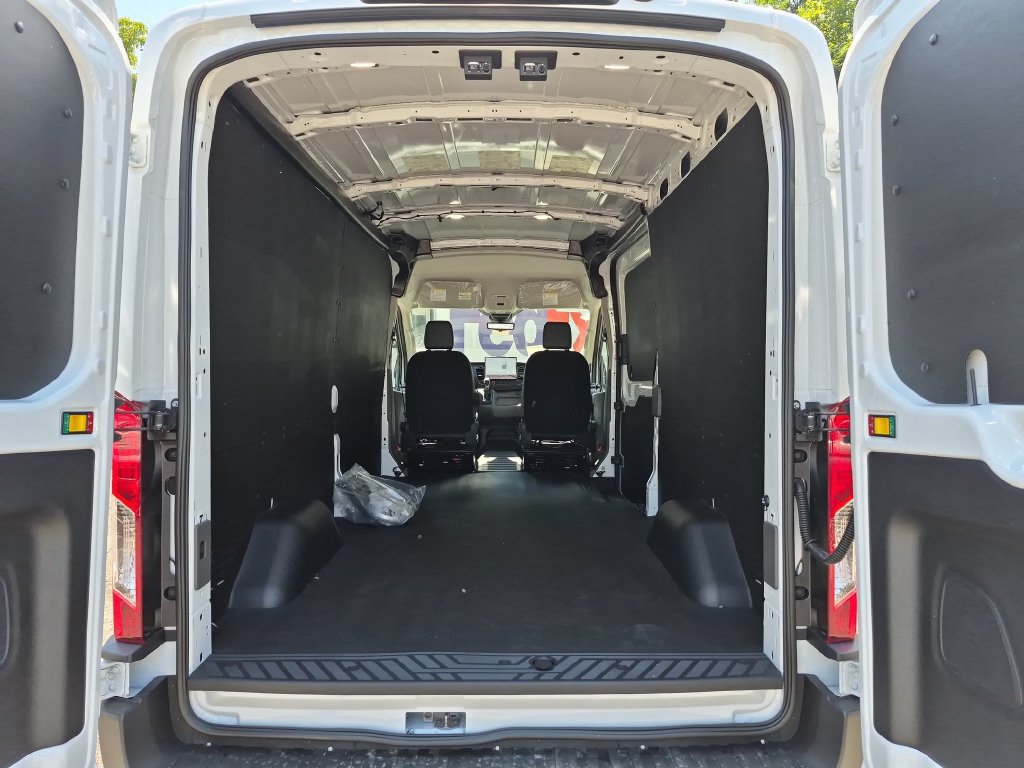 New 2026 Ford Transit 150 148 Medium Roof AWD w/ Load Area Protection Package image 23