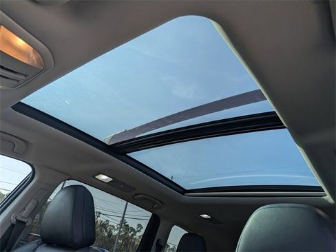 Used 2023 Subaru Ascent Touring image 22