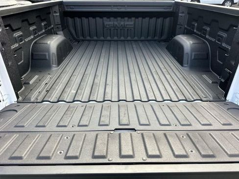 New 2026 GMC Sierra 1500 Elevation image 26