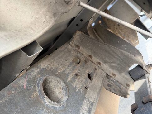 Used 2006 Chevrolet Silverado 2500 LT w/ Skid Plate Package image 5