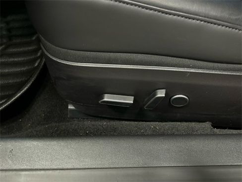 Used 2022 Tesla Model 3 image 8