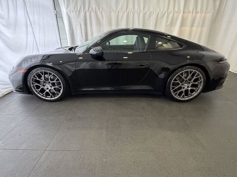 New 2026 Porsche 911 Carrera image 2