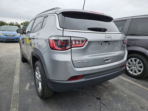 Certified 2024 Jeep Compass Latitude image 8