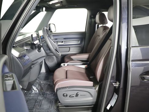 New 2025 Volkswagen ID. Buzz Pro S image 25