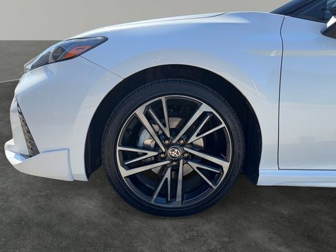 Used 2025 Toyota Camry XSE w/ Premium Plus Package AWD/4WD image 4