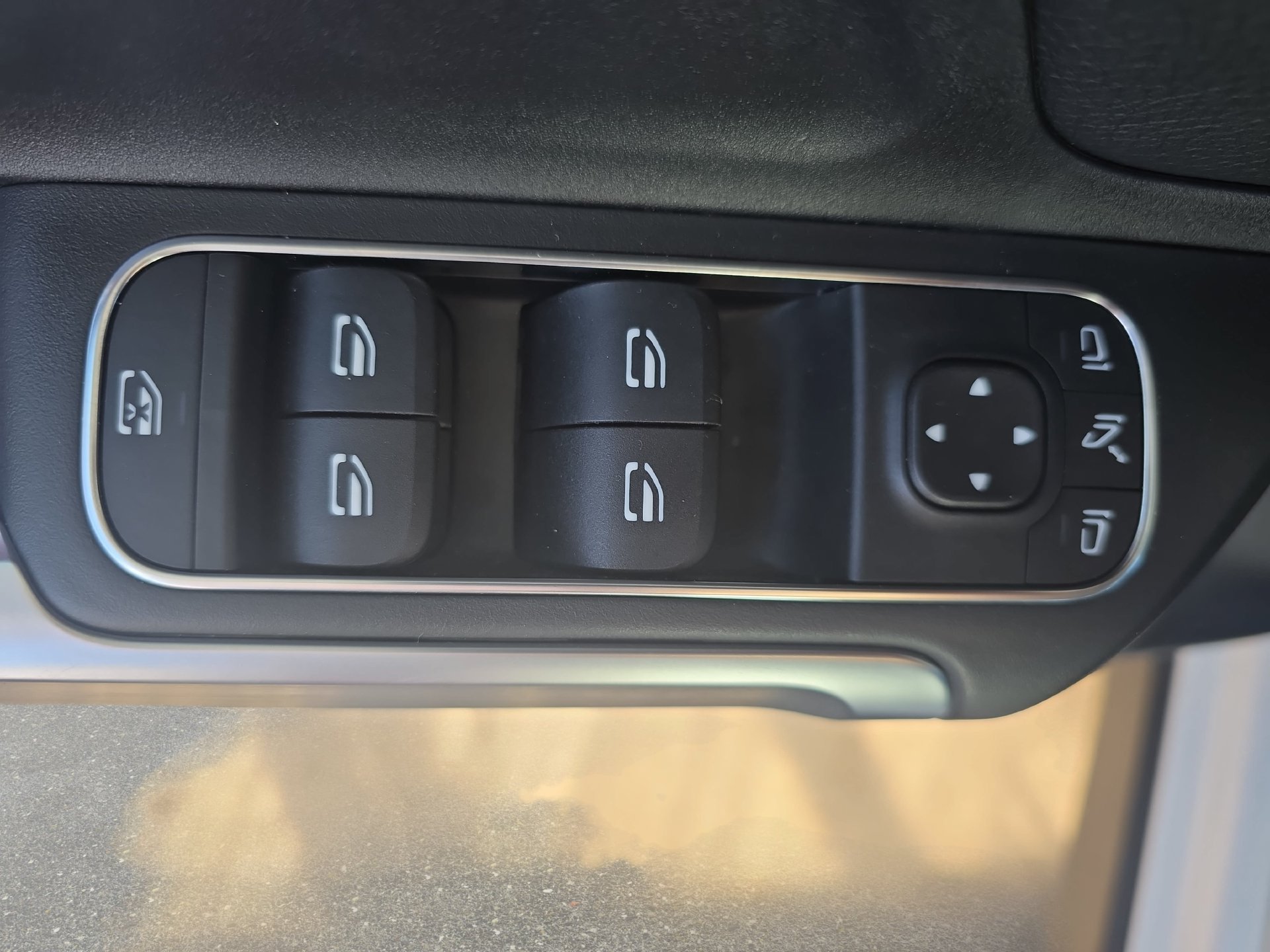 Used 2026 Mercedes-Benz GLB 250 image 26