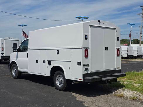 New 2025 Chevrolet Express 3500 1WT w/ Power Convenience Package image 23