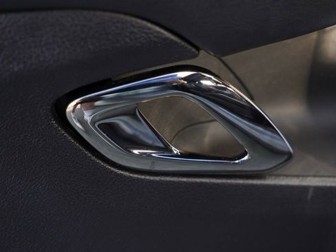 Used 2021 Dodge Challenger SRT Hellcat Redeye image 12