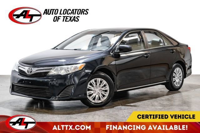 Used 2012 Toyota Camry LE FWD image 1