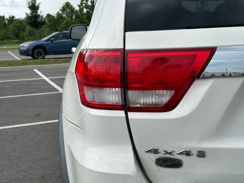 Used 2012 Jeep Grand Cherokee Overland AWD/4WD image 38