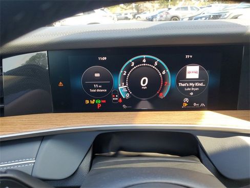 New 2026 Volkswagen Tiguan SEL R-Line image 26