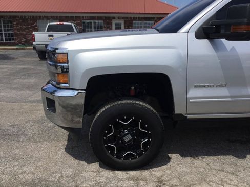 Used 2015 Chevrolet Silverado 2500 LT w/ LT Convenience Package AWD/4WD image 16