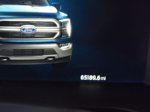 Certified 2023 Ford F150 Platinum w/ Equipment Group 701A High image 13