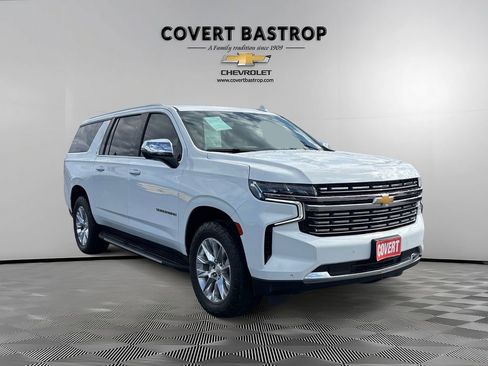 Used 2023 Chevrolet Suburban Premier image 7