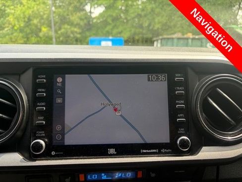 Used 2022 Toyota Tacoma TRD Sport w/ TRD Premium Sport Package AWD/4WD image 34