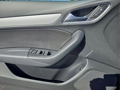 Used 2017 Audi Q3 2.0T Premium image 13