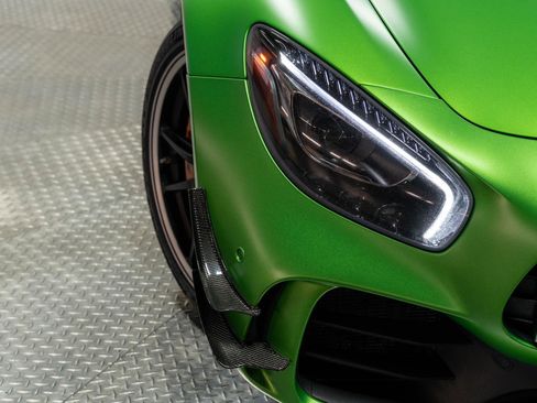 Used 2018 Mercedes-Benz AMG GT R image 41