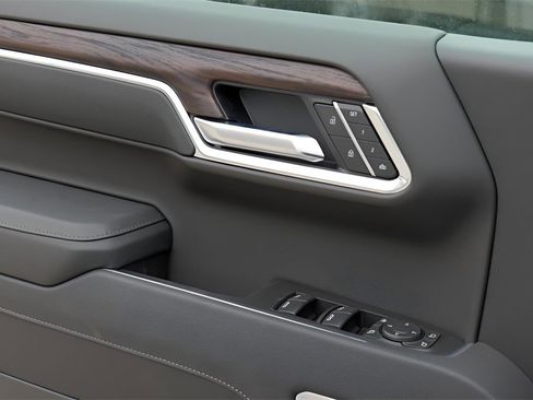 New 2026 GMC Sierra 1500 SLT image 20