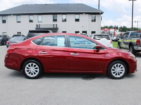 Used 2019 Nissan Sentra SV FWD image 6