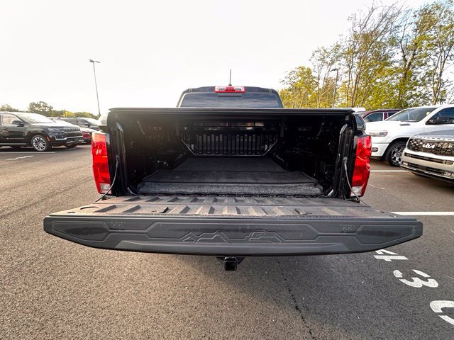 Used 2024 Chevrolet Colorado Trail Boss w/ Technology Package AWD/4WD image 14